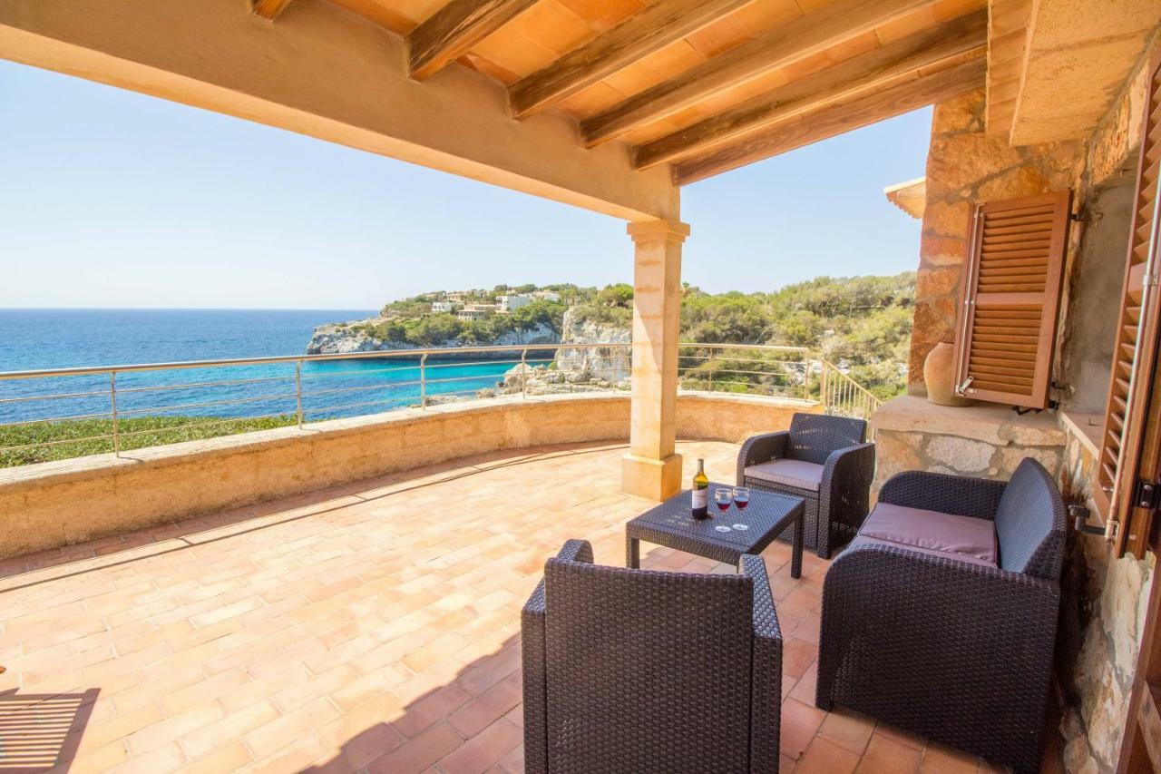 Beautiful Private Villa On The Sea Santanyí Eksteriør bilde