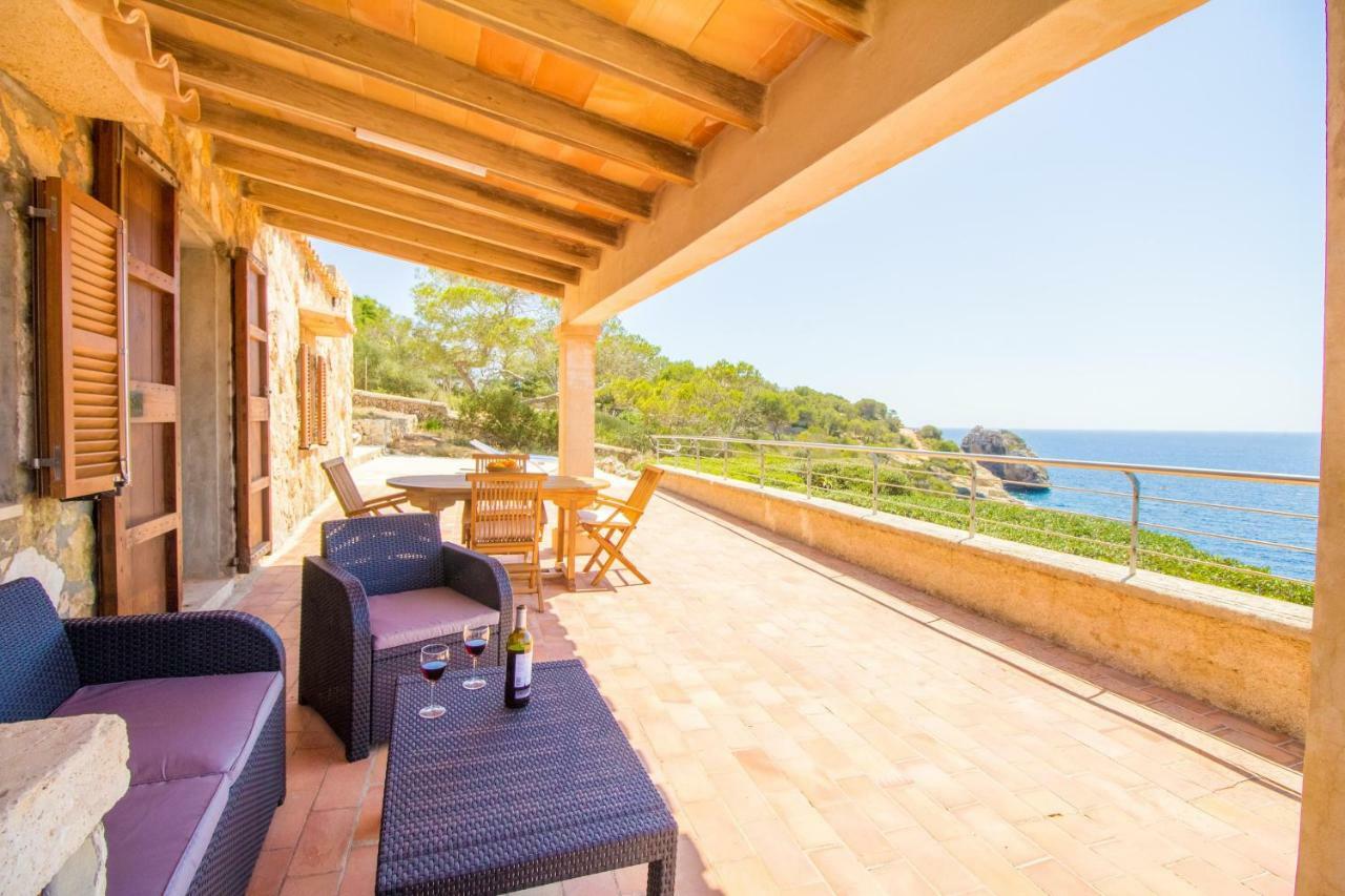 Beautiful Private Villa On The Sea Santanyí Eksteriør bilde